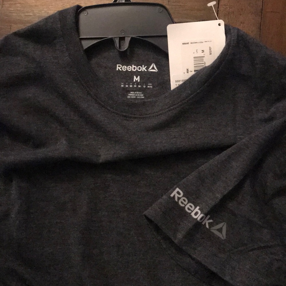 NWT Reebok CrossFit Super Soft Gray Tee! - Picture 2 of 4